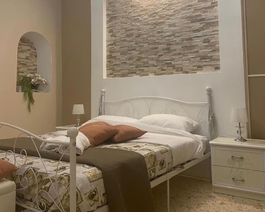 B&B Palazzo Veliero Al Castello Torre Maggiore Εξωτερικό φωτογραφία